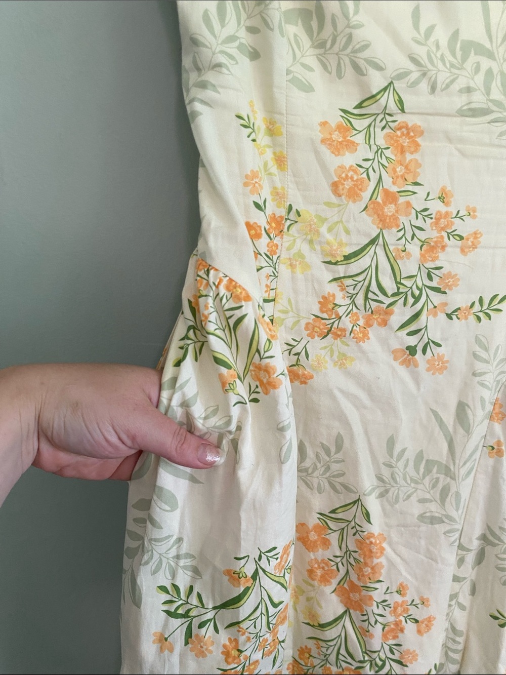 Band of the Free Women’s Cream Floral Strapless Maxi Dress Size Medium W/ Pocket - Picture 6 of 8